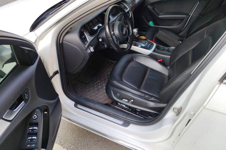 Used Audi A4L 2016 35 TFSI Automatic Standard Model
