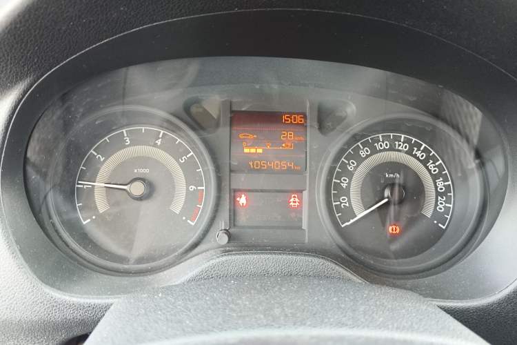 Used Peugeot 301 2014 1.6L Manual Comfort Edition