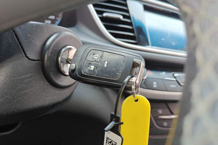 Used Buick GT 2019 18T Automatic Connected Elite Model China V Standard Vehicle Key