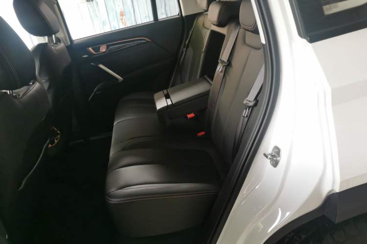 Used Baojun RS-5 2019 1.5T CVT Intelligent Driving Prestige Version China V Emission Standard Left Rear Seat