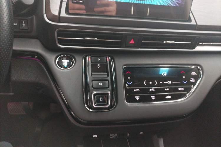 Used Honda Odyssey 2024 2.0L eHEV Sharp·Luxury Edition