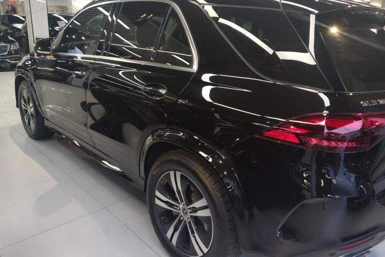 Used Mercedes-Benz GLE 2024 GLE 350 4MATIC Stylish Model