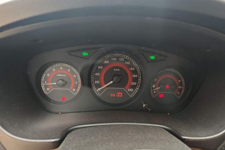 Used Soueast V3 Lingyue 2014 1.5L Manual Entry-Level Version
