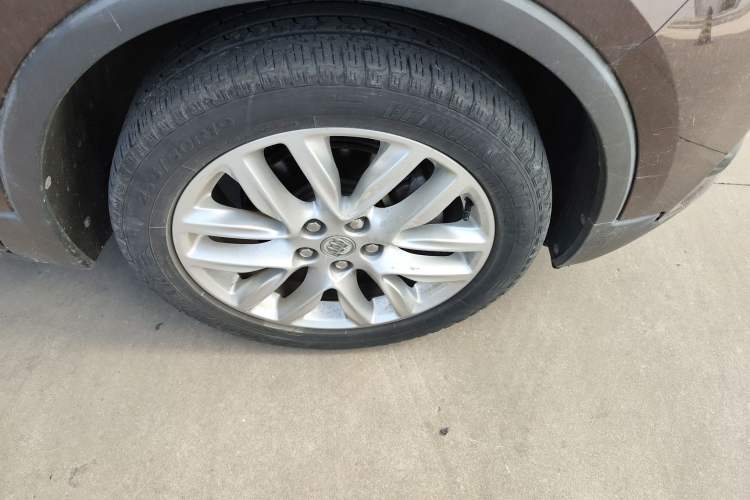 Used Buick Envision 2019 28T 4x4 Elite Version China V Standard Right Front Wheel Hub