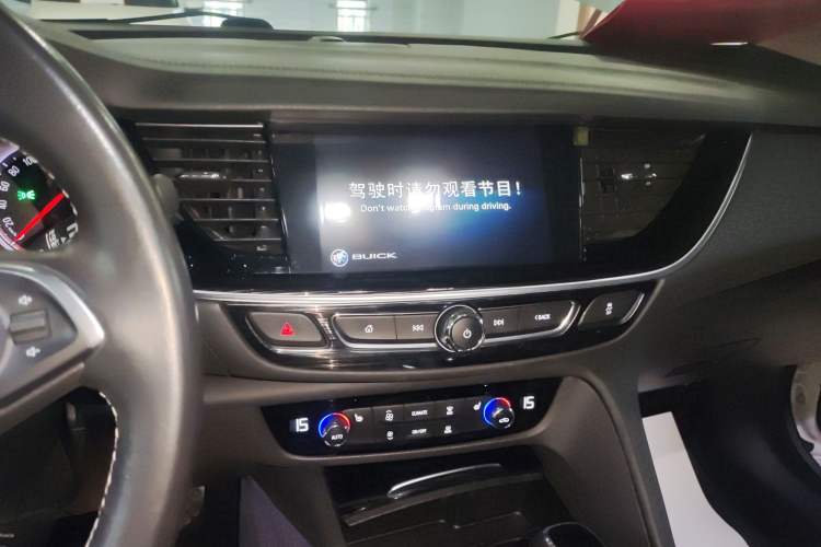 Used Buick Regal 2017 20T Luxury Model
