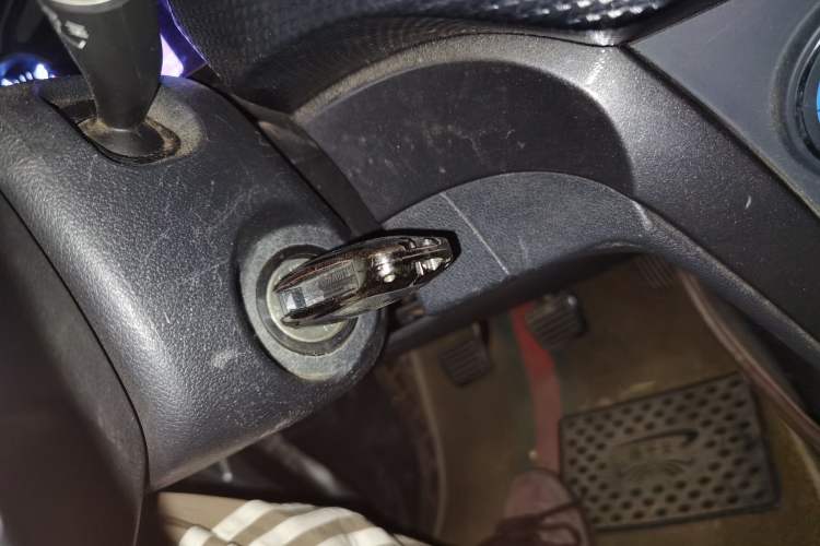 Used Great Wall Wingle 5 2017 2.0T European Version Diesel Two-Wheel Drive Advanced Large Double-Cab GW4D20E
