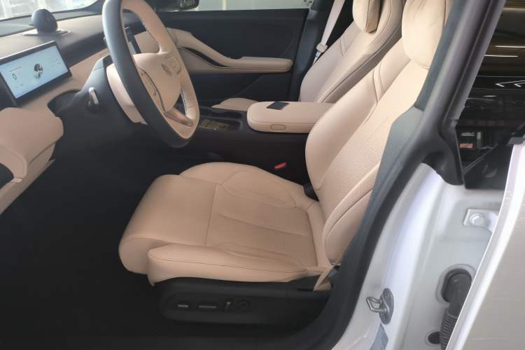 Used Nio ET5 2024 75 kWh
