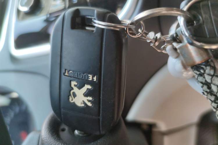 Used Dongfeng Aeolus L60 2015 1.8L Automatic New Enjoyment Model
