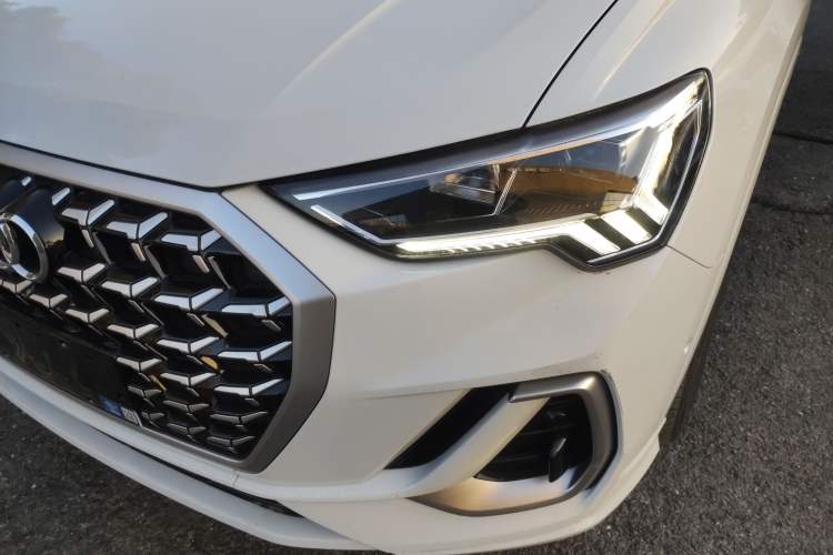 Used Audi Q3 2024 35 TFSI Fashion Dynamic Edition
