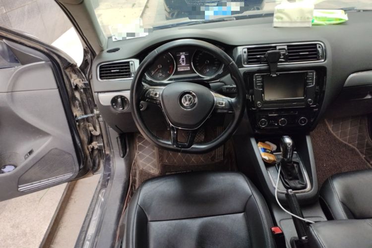 Used Volkswagen Sagitar 2018 180TSI DSG Prestige Edition
