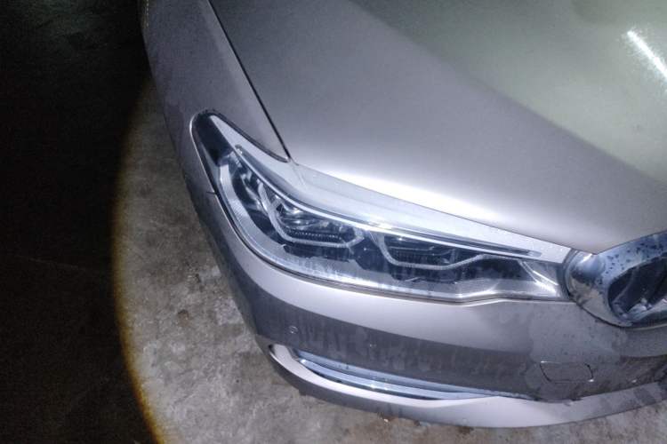 Used BMW 5 Series New Energy 2020 Mileage Upgrade Version 530Le Luxury Package Right Front Headlight