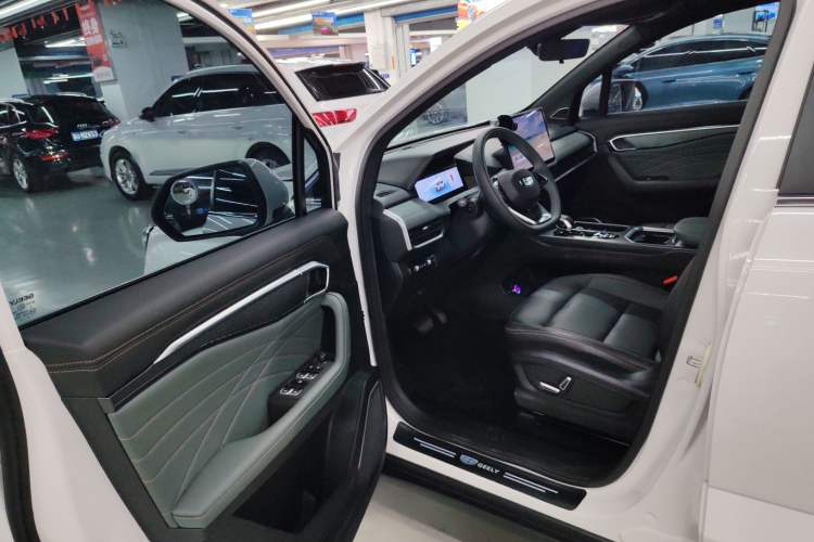 Used Geely Auto Haoyue L 2024 2.0T DCT Prestige Version