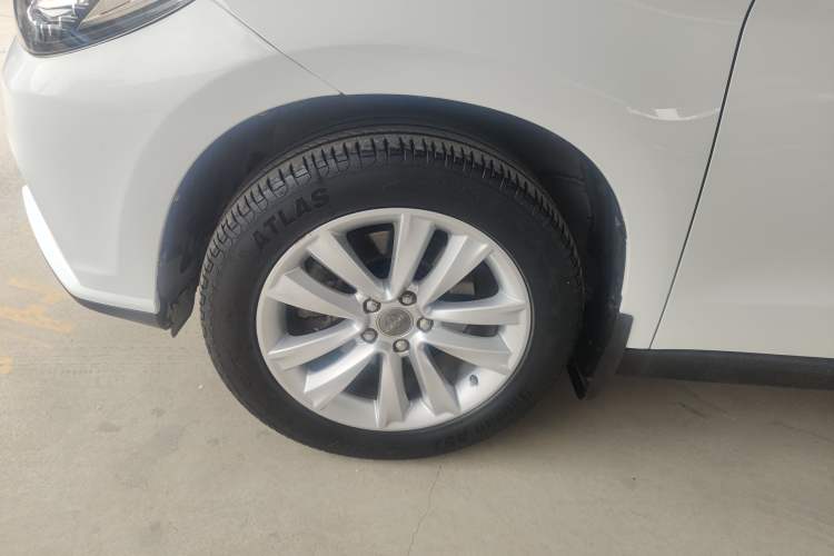 Used Haval H2 2016 Red-Label 1.5T Manual Two-Wheel Drive Luxury Model
