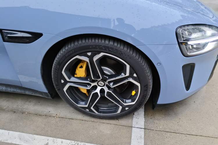 Used Xiaomi Auto SU7 2024 Four-Wheel-Drive Max Founder's Edition