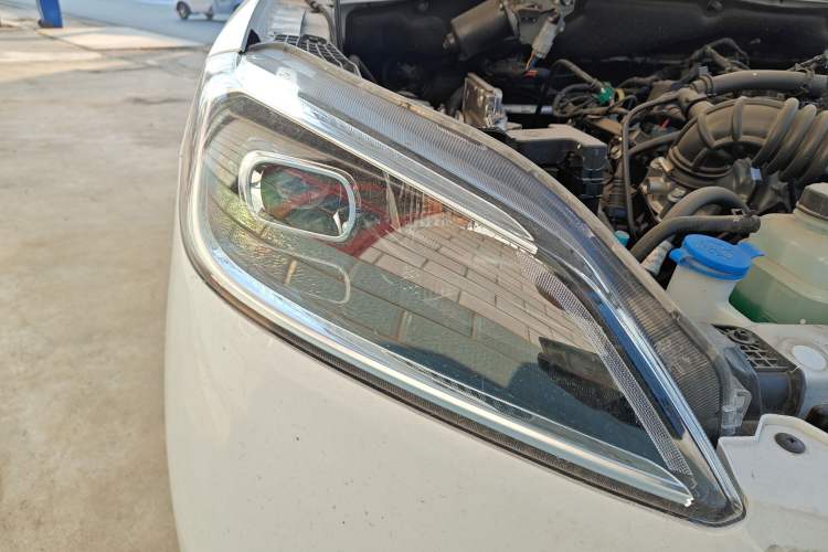 Used Wuling Hongguang New Energy 2025 Extended-Range Hybrid 50 km Standard Version