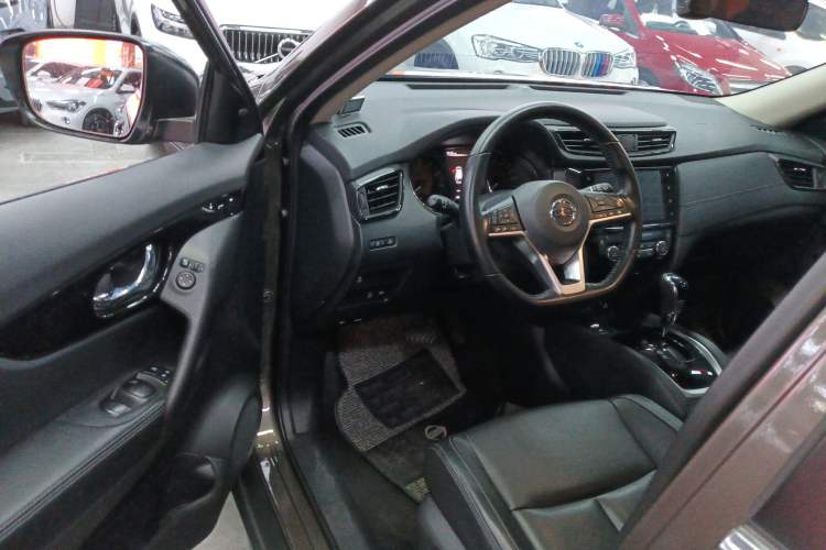 Used Nissan X-Trail 2020 2.0L XL Premium CVT 2WD SmartConnect Luxury Edition
