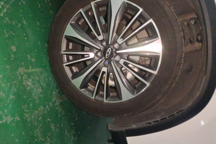 Used Chery Tiggo 8 PRO 2024 Champion Edition 390T Two-Wheel Drive Peak Version 5 Seats
