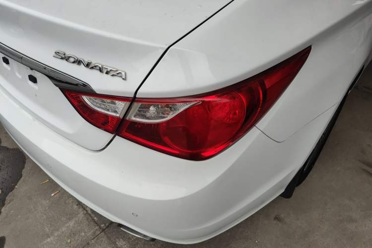 Used Hyundai Sonata 2015 Classic 2.0L Automatic Luxury Edition
