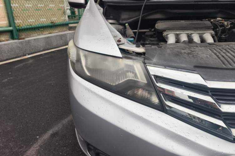 Used Honda City Classic 2012 1.5L manual Comfort version
