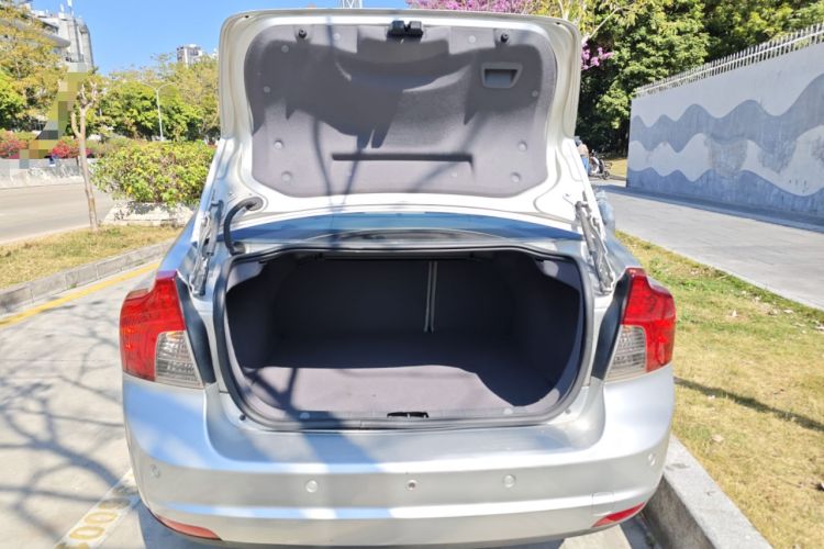 Used Volvo S40 2008 2.4i R-Design