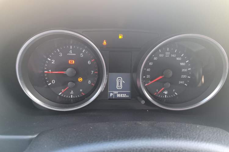 Used Haval M6 2017 1.5T Automatic Two-Wheel Drive Urban Model
