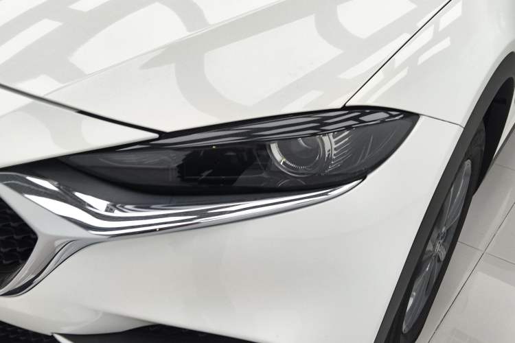 Used Mazda CX-4 2021 2.0L Automatic Two-Wheel Drive Blue Sky Dynamic Edition
