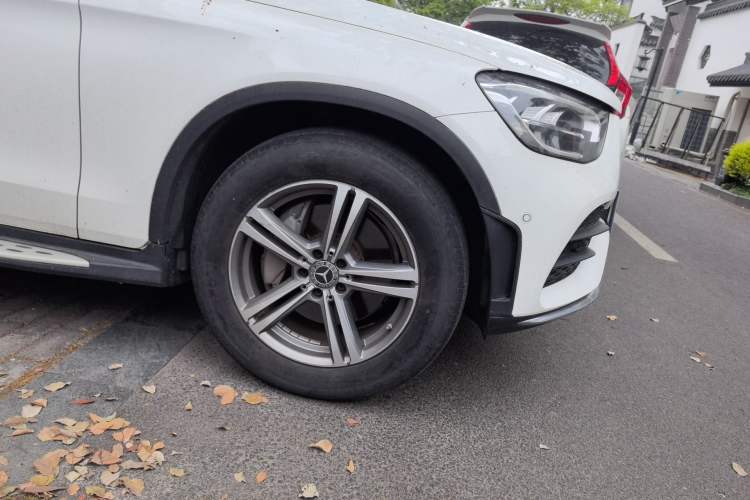 Used Mercedes-Benz GLC 2020 GLC 260 L 4MATIC Dynamic Model Right Front Wheel Hub