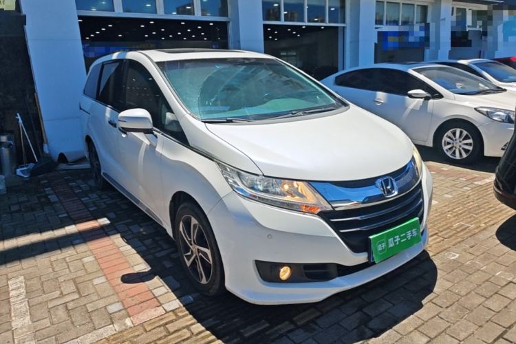 Used Honda Odyssey 2015 Updated Version 2.4L Smart Edition