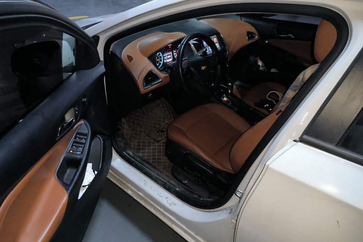 Used Chevrolet Cruze 2016 1.4T DCG Luxury Edition