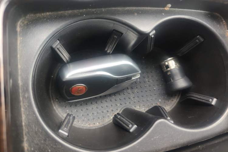 Used Hanteng X7 2016 2.0T DCT Luxury Edition
