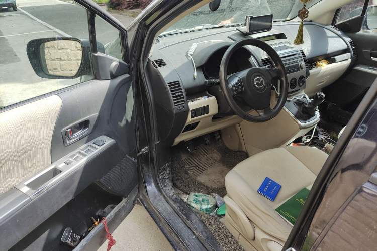 Used Mazda 5 2008 2.0 Manual Comfort Version Driver Seat