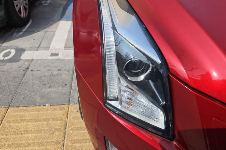 Used Cadillac ATS 2014 28T Leading Model Right Front Headlight