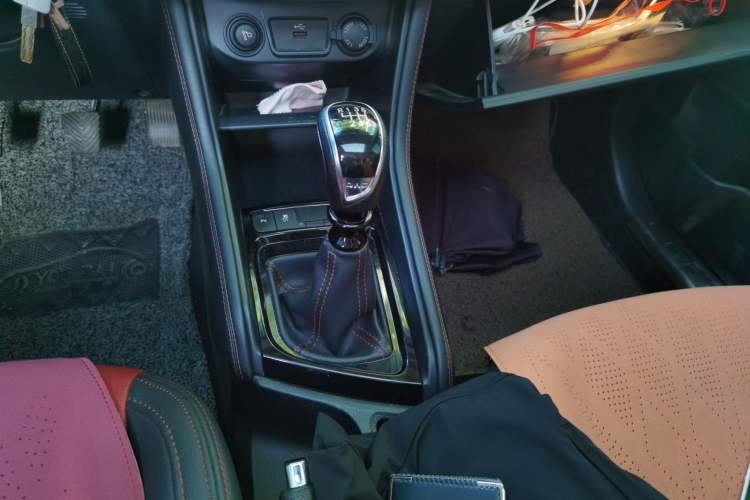 Used JAC Group Refine S3 2017 1.5L Manual Luxury Smart Model
