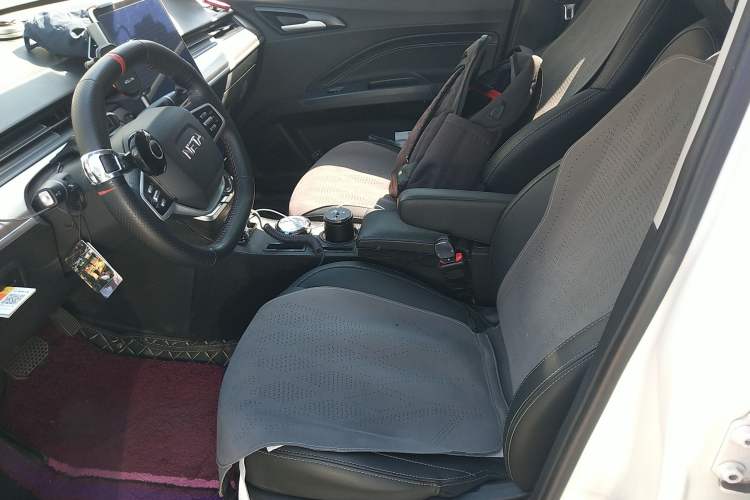 Used NETA V 2021 Long-Range Entertainment Edition Upgrade Model