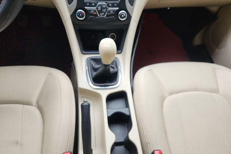 Used Chery Arrizo 7 2014 1.6L Manual ZhiCheng Edition