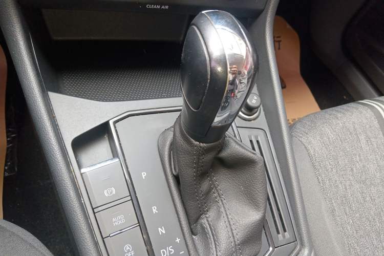 Used Volkswagen Lavida 2019 1.5L Automatic Fashion Edition China VI
