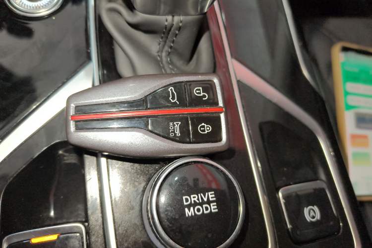 Used Hongqi HS5 2022 Revised Version 2.0T Smart Connect Flagship Edition
