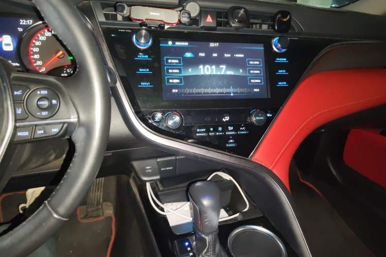 Used Toyota Camry 2019 2.5S FENGSHANG Version China VI Standard
