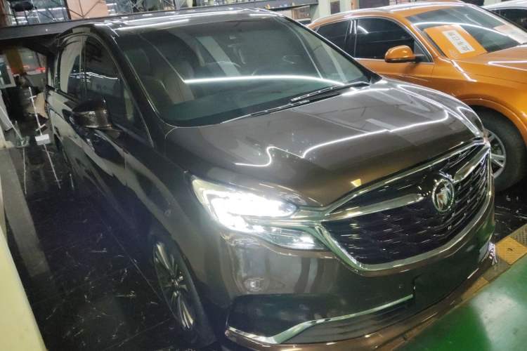 Used Buick GL8 2021 ES Landtrek 653T Luxury Model