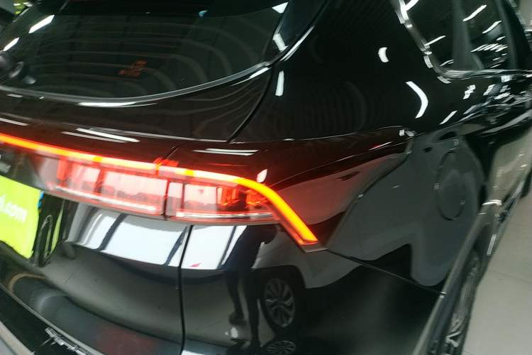 Used JETOUR X70 PLUS 2023 1.5T DCT Ziqiang PRO 5-Seater Right Rear Taillight