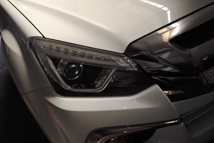 Used Isuzu D-MAX 2020 1.9T 4x4 Manual Comfort Version China VI Standard RZ4E Hi-Power
