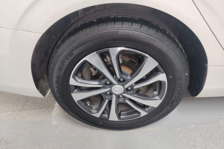 Used CHANGAN Eado 2021 PLUS Blue Whale NE 1.4T GDI DCT Prestige Model Right Rear Wheel Hub