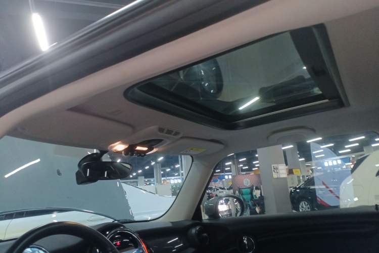 Used MINI 2022 Updated 1.5T ONE