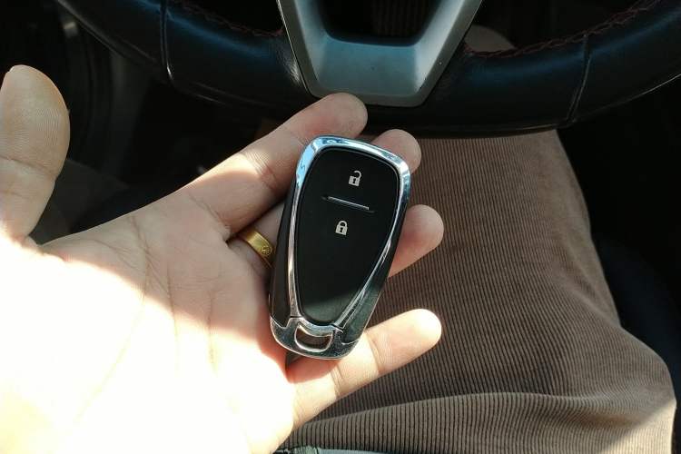 Used Chevrolet Orlando 2020 Light Hybrid Redline 530T Automatic Enjoyment Edition (5+2 Models)