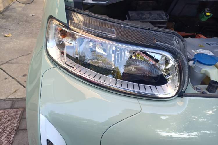 Used ORA White Cat 2022 Xiaoyue Mao Edition 401 km Flagship Model Lithium Ternary