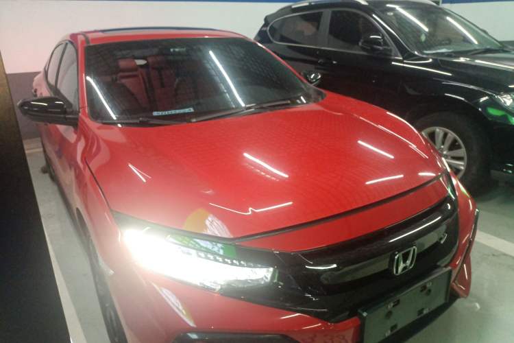 Used Honda Civic 2021 HATCHBACK 220TURBO CVT Trendy Cool Edition
