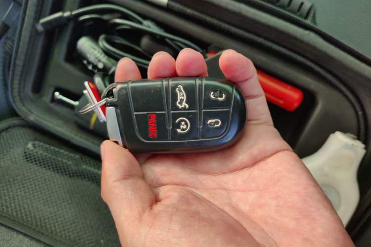 Used Jeep Commander 2018 2.0T Two-Wheel Drive Enjoy Edition China V