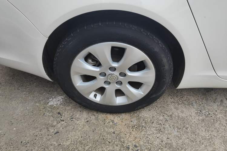 Used Buick Regal 2015 2.0L Leading Fashion Edition
