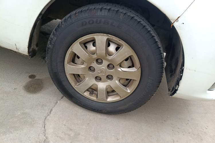 Used CHANGAN KAICHENG Ruixing M90 2018 2.0L Value-Added CNG Flat-Roof Hatchback with 6 Seats Model 4G94S Right Front Wheel Hub