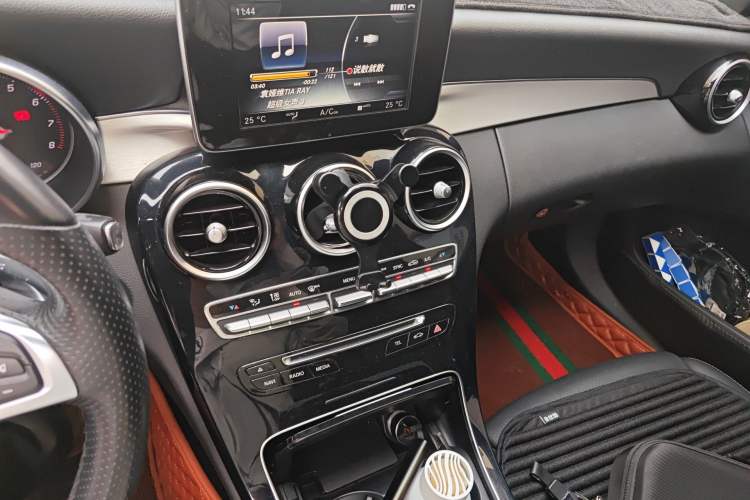 Used Mercedes-Benz C-Class 2015 C 200 Sport Edition